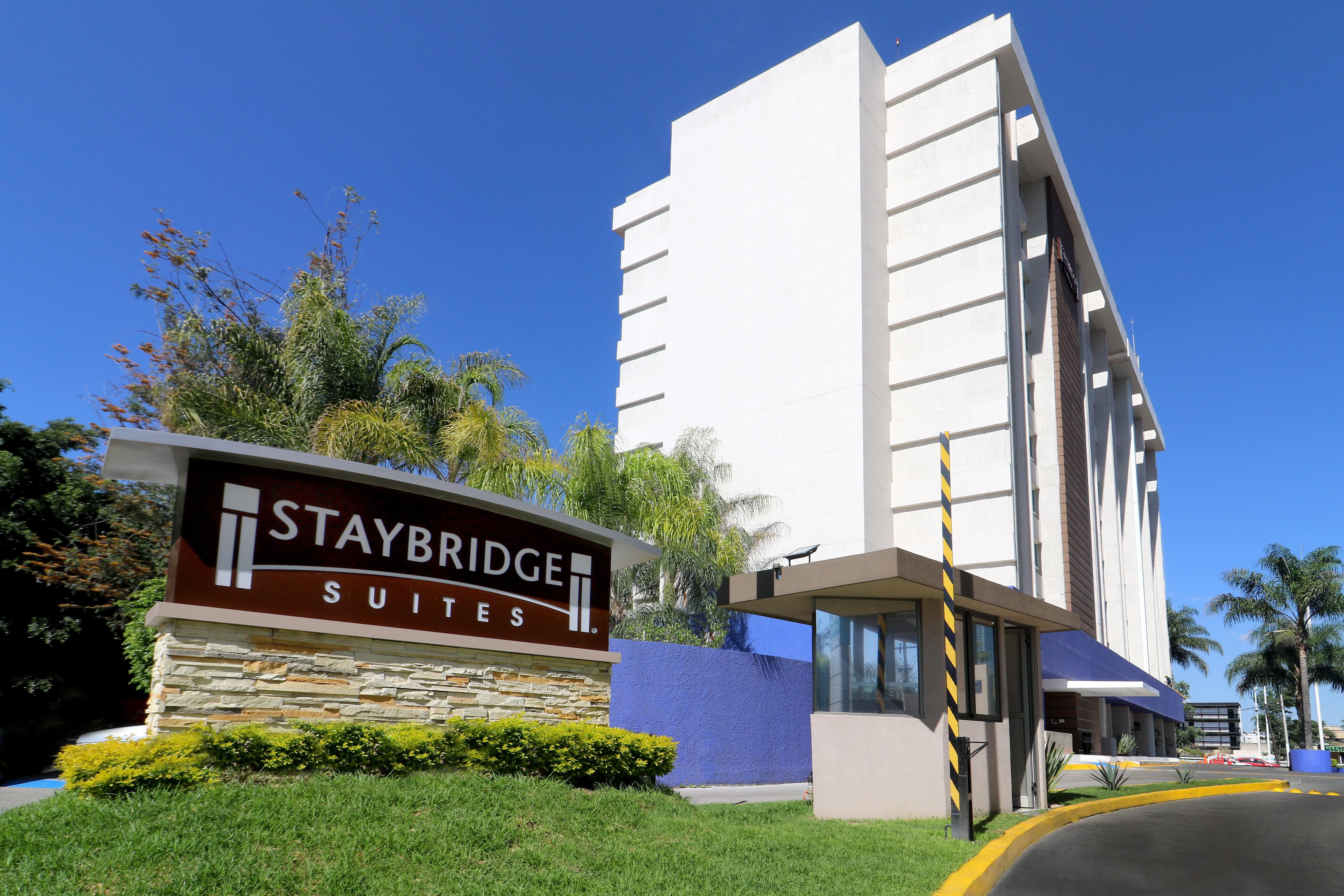 Staybridge Suites Guadalajara Expo By Ihg Сапопан Екстер'єр фото
