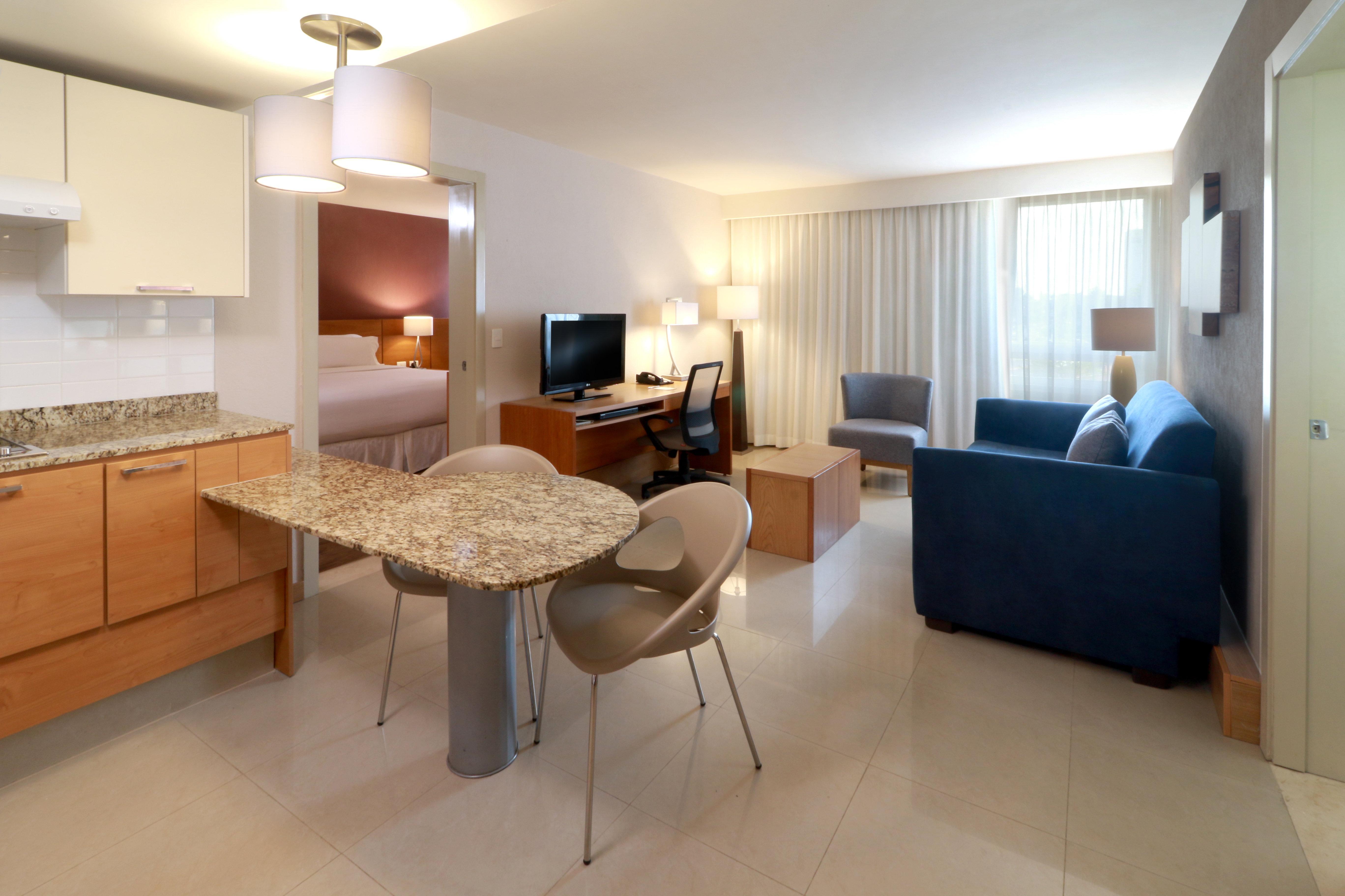 Staybridge Suites Guadalajara Expo By Ihg Сапопан Екстер'єр фото