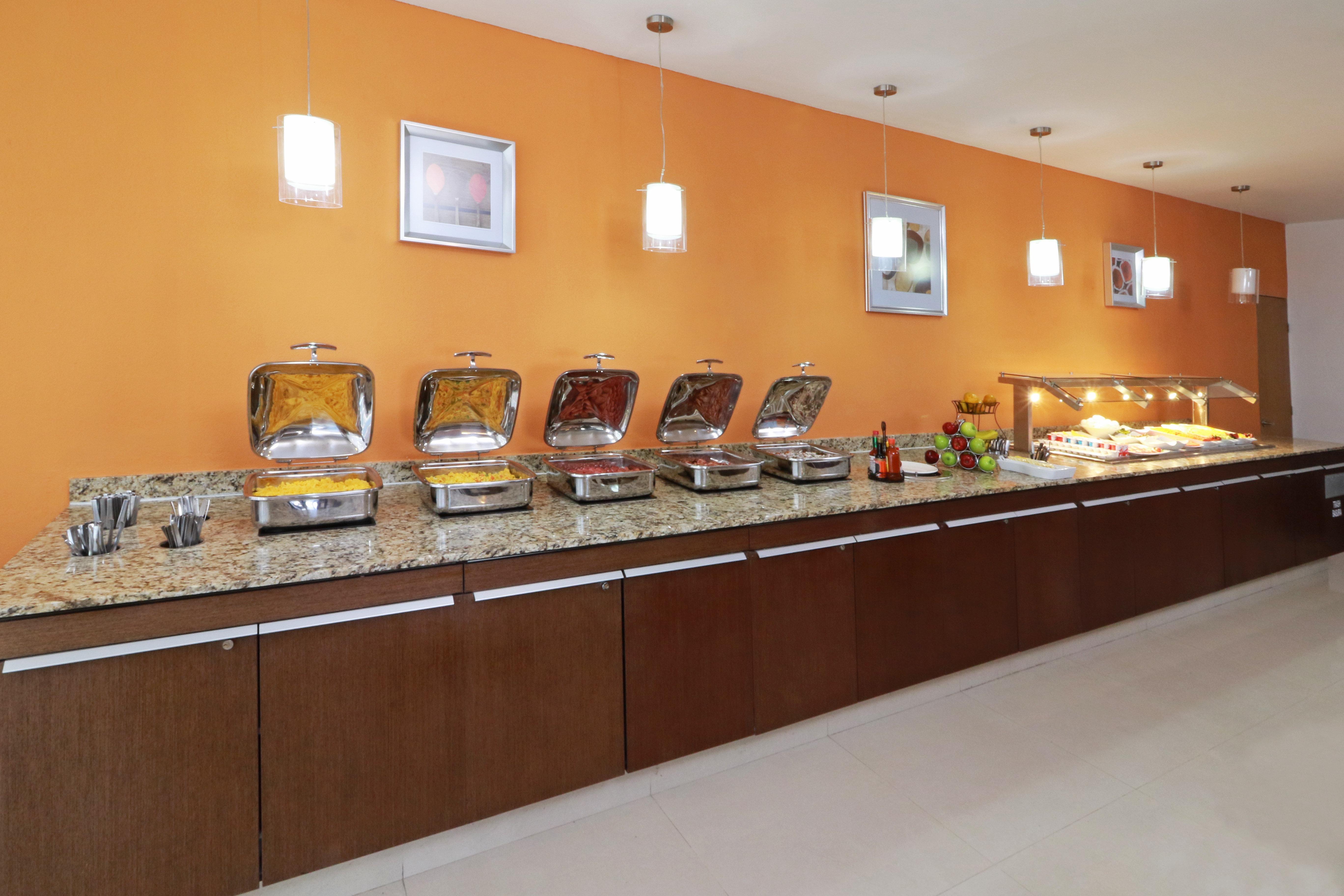 Staybridge Suites Guadalajara Expo By Ihg Сапопан Екстер'єр фото